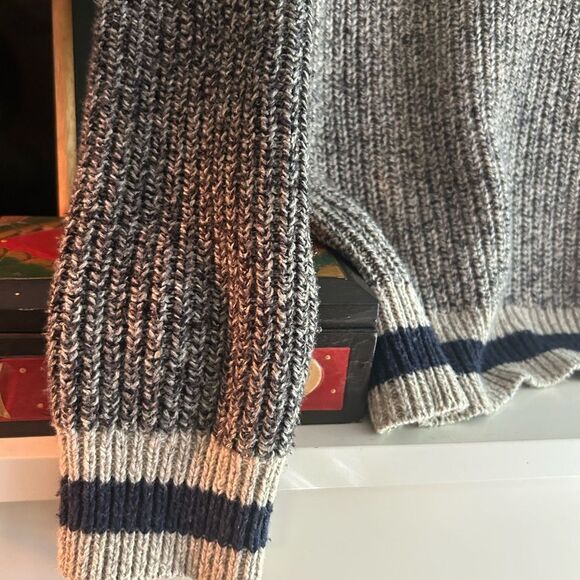 American Eagle Outfitters Gray Cabin Cardigan Size Small - Picture 5 of 16